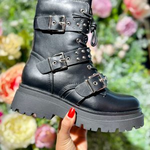 Botines Biker Negros con Detalles de Hebilla