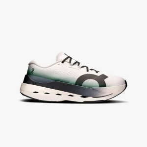 ON CLOUDBOOM MAX WHITE/BLACK